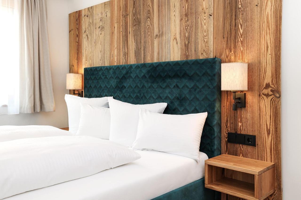 Living Central Grossarl Bagian luar foto