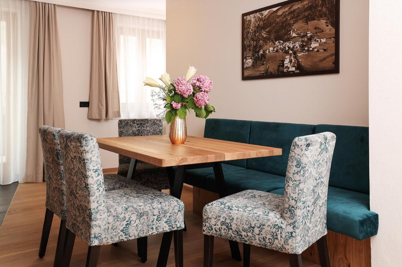 Living Central Grossarl Bagian luar foto